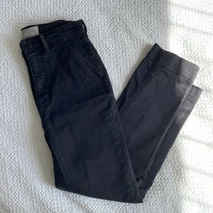 Everlane The Slim-Leg Crop Pants